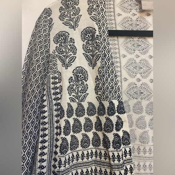 Chico's Woman’s Cardigan Black White Size 0 Small - Picture 2 of 6